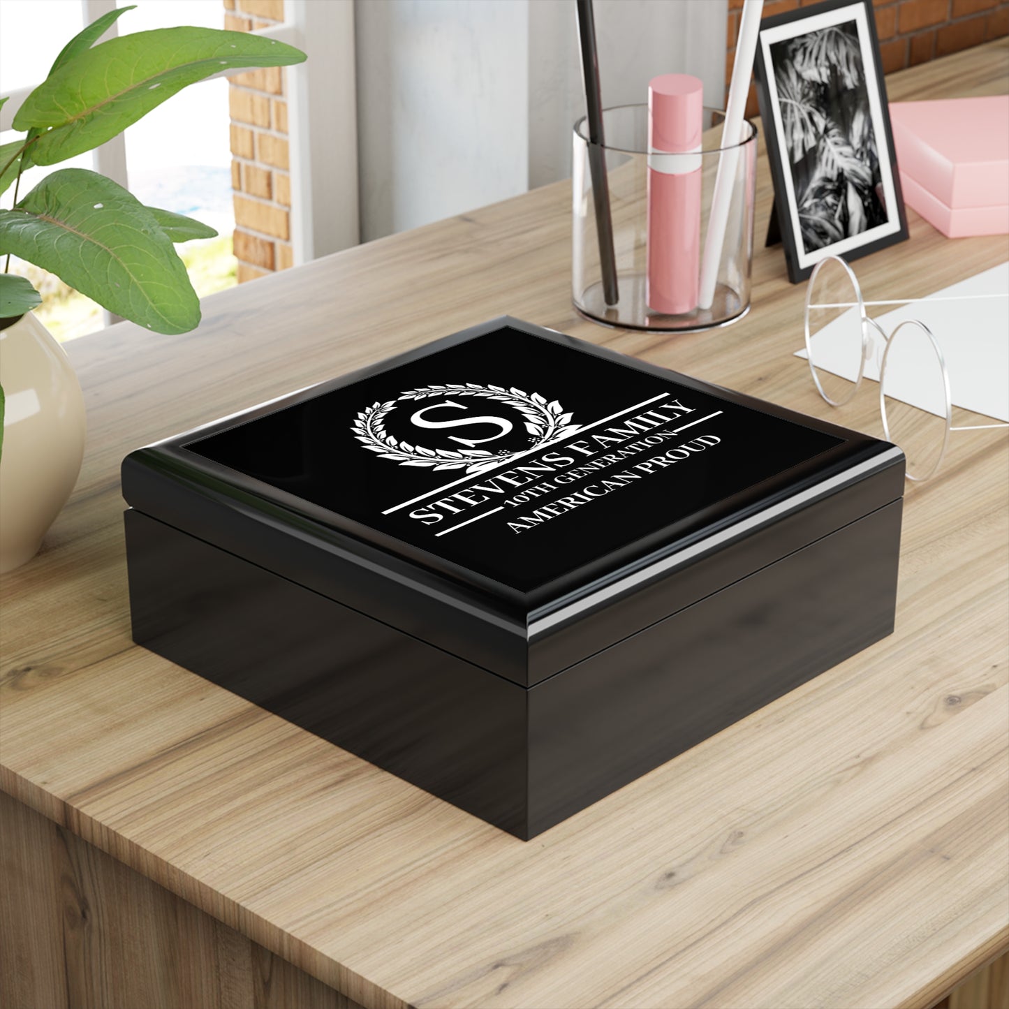 STEVENS Personalized Family Jewelry Box - American Proud Design