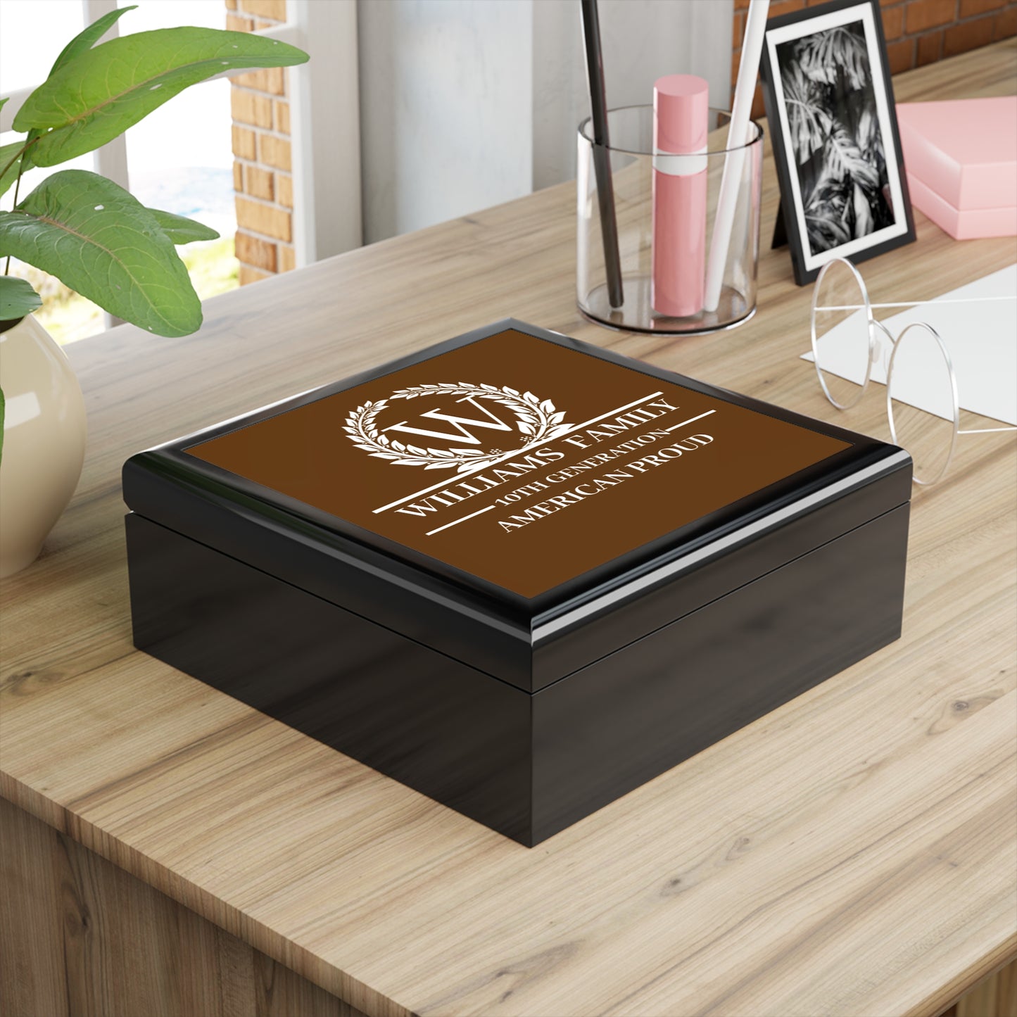WILLIAMS Personalized Family Jewelry Box - American Proud Design